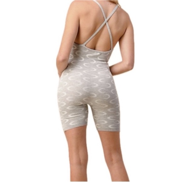 "Dreamy" Moon Printed Gray Romper - Small, Medium & Large - Picture 2 of 5